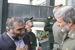 الخلیج آنلاین: به احتمال زیاد ایران ترور فخری زاده را در یک کشور سوم که منافع اسرائیل نیز در آنجا باشد، پاسخ می‌دهد