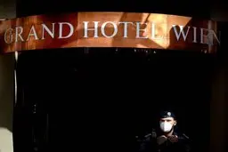 دلیل افزایش فشار نظامی غرب علیه ایران چیست؟