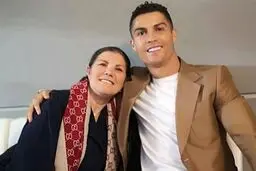 
هدیه متفاوت  مادر رونالدو به رهبر دینی!

