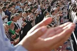صاحب صدای خاطره انگیز نماز عید فطر کیست؟+ویدئو