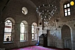 اینجا غار اصحاب کهف است +تصویر