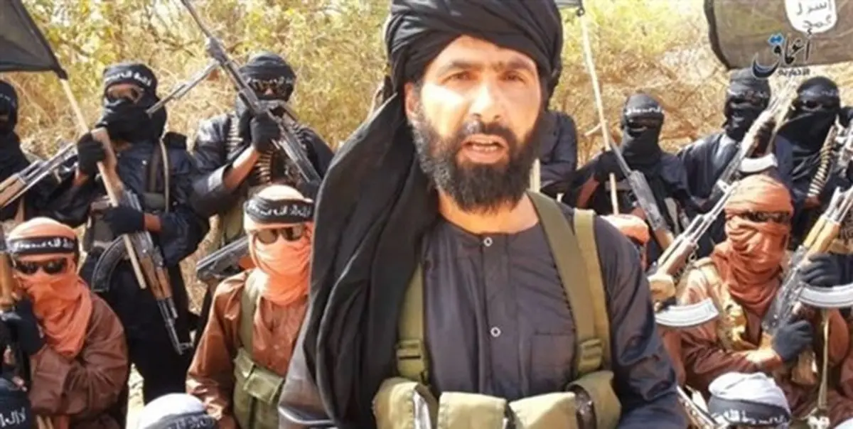 
مکرون: سرکرده گروه تروریستی داعش در صحرای بزرگ را کشتیم
