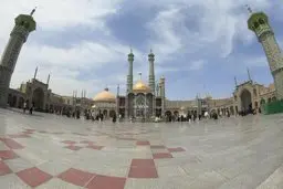 نقاره‌‌نوازی در شب عید غدیر در حرم رضوی+ ویدئو 