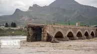 طغیان رودخانه جگین مسیر ارتباطی 40 روستا در بشاگرد را قطع کرد