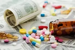 تحریم نبودن دارو کذب محض است