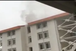 یک خوابگاه دخترانه  در رشت سوخت+ ویدئو