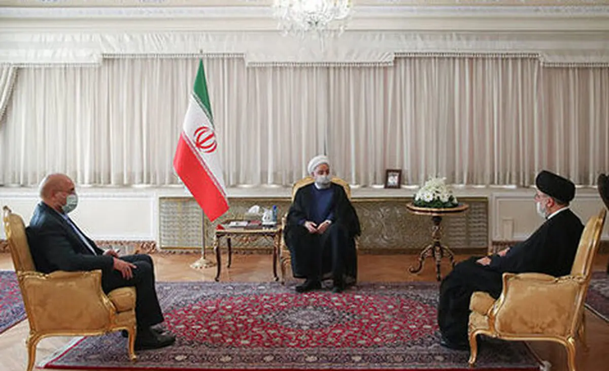 لغو جلسه سران قوا| رفتار روحانی و قالیباف گره ای از مشکلات باز نمی کند