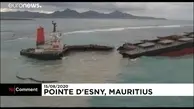 نفتکش ‌ژاپنی در ساحل موریس دو تکه شد + ویدئو