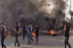 جنگ تمام عیار در بصره | درگیری میان طرفداران صدر بالا گرفت+ویدئو