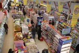 تبانی کثیف زنجیره‌ای‌ها با تولیدکنندگان |  تخفیف‌های فروشگاه‌های زنجیره‌ای چقدر واقعی است؟