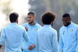 
 خارجی های استقلال حق بازی ندارند
