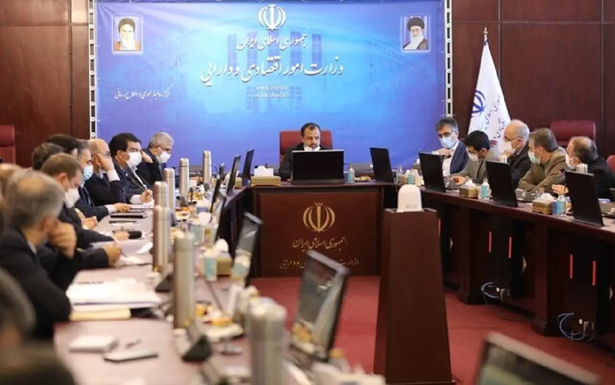 وزیر اقتصاد: "بسته ضد تورمی" به زودی رونمایی می‌شود