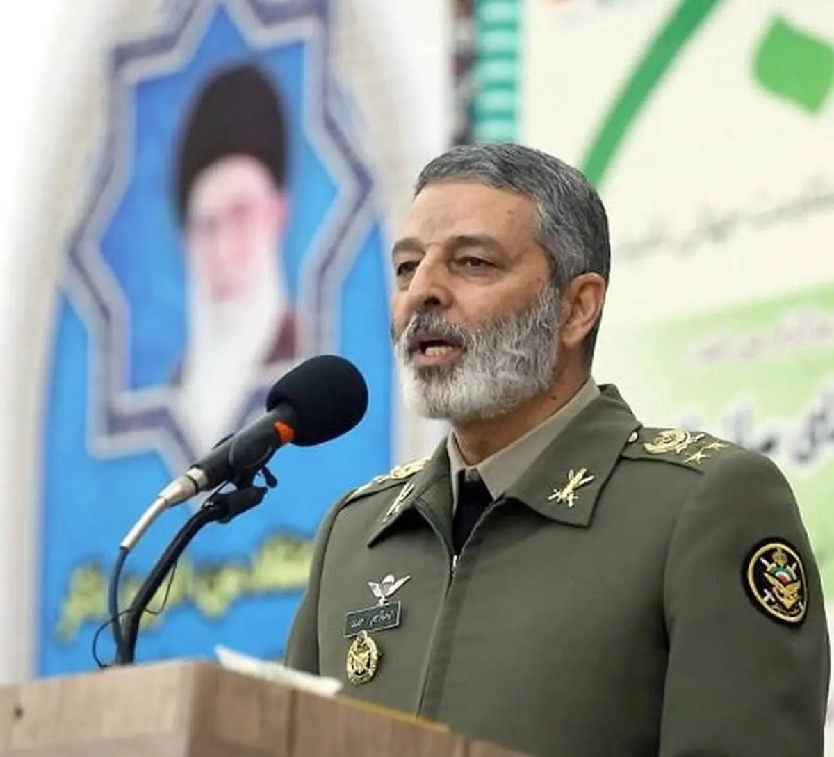 فرمانده کل ارتش  |    موفقیت تمام ماموریت‌های رزمایش نیروی هوایی