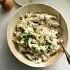 سالاد مرغ و زیتون؛ جایگزینی خوشمزه و سالم برای الویه! | کشف یک سالاد خوشمزه و مغذی و فوری +ویدئو