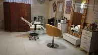 مرد چادری در آرایشگاه زنانه یزد لو رفت! | درگیری در آرایشگاه زنانه یزد+ویدئو