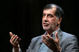 باهنر: سردار سلیمانی دیپلمات برجسته‌ای بود و با یک تفاهم داستان را در منطقه تغییر می‌داد/ حادثه سقوط هوایپما داغ بدی بود که با تدبیر رهبری مدیریت شد