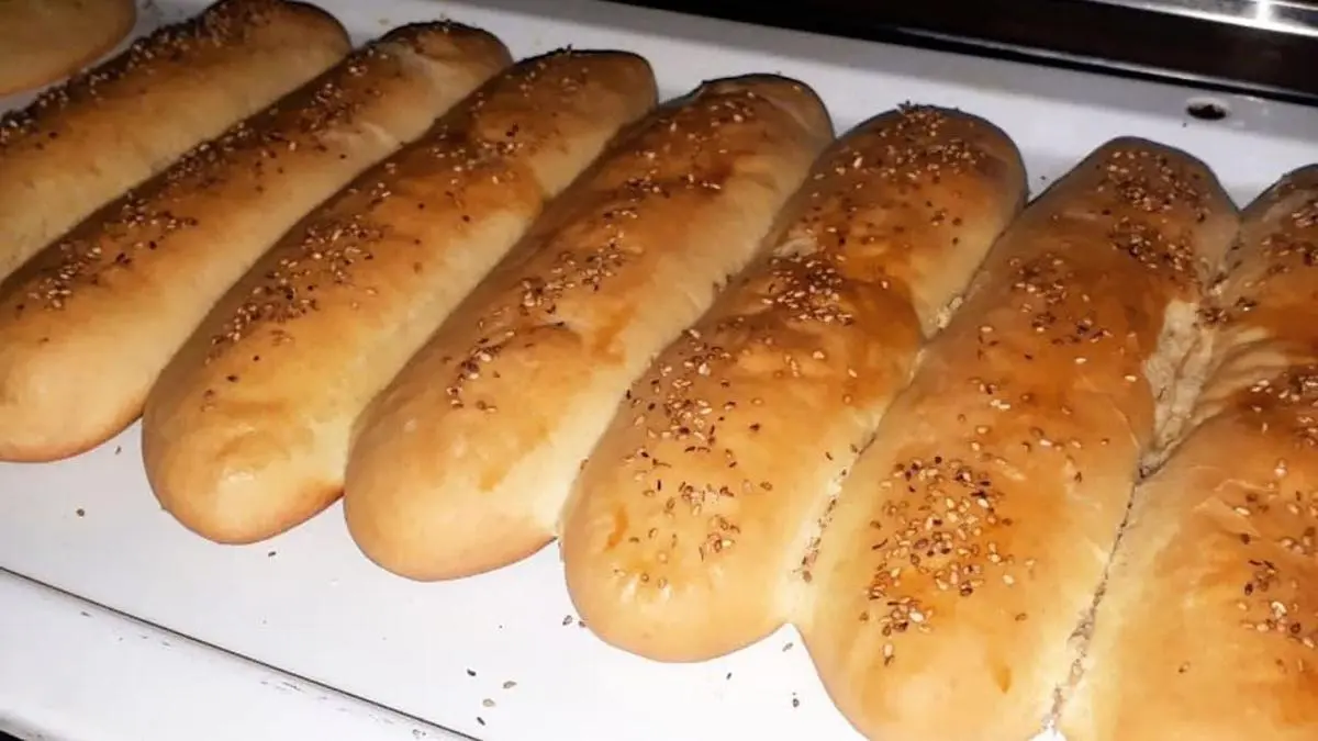 رئیس اتحادیه نان‌های فانتزی  آرد واحد‌های نان فانتزی به یک‌باره ۱۰ برابر افزایش یافته است