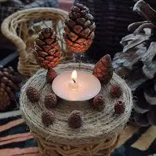 روش درست کردن پایه شمع با میوه کاج | جای خرید جاشمعی خودت هنر به خرج بده +ویدئو