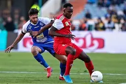 مهاجم خارجی، پرسپولیس را محکوم کرد