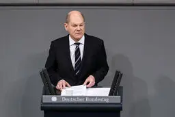 
صدراعظم آلمان: تنها راه مقابله با گسترش کرونا  واکسیناسیون است
