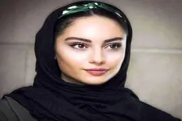 ژست ترلان پروانه با حالی خوش +عکس 