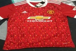 طرح لباس جذاب منچستریونایتد برای فصل بعد لو رفت