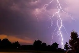 چهره این کودک شهرت جهانی دارد | رعد و برق در وسط صورتش + عکس