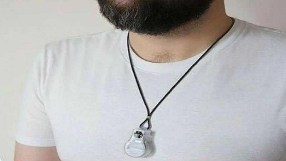 ساخت گردنبند هوشمند توسط ناسا برای جلوگیری از دست زدن به صورت