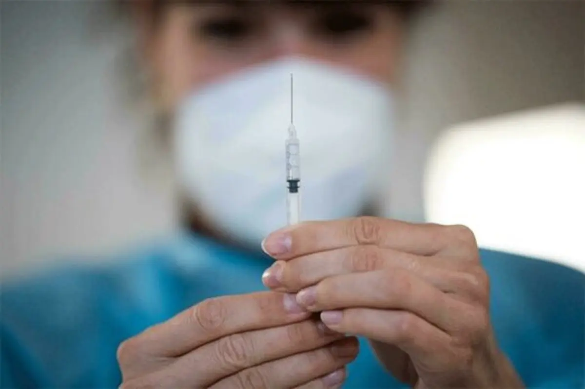 تزریق واکسن کرونا برای نوجوان چه عارضه‌ای دارد؟