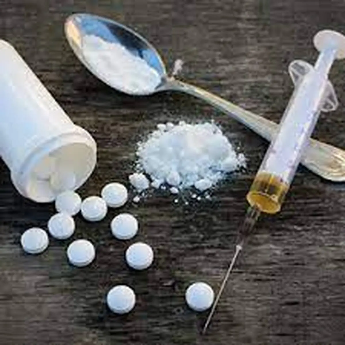 کشف ۲ کیلو هروئین در استان فارس | مخفی کردن 2 کیلو مواد در معده 3 مسافر