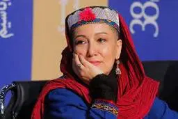 بازیگر مشهور سینما کرونا گرفت
