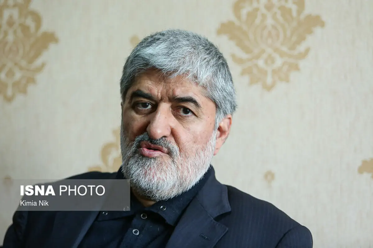 
مطهری: شورای نگهبان حداقل لاریجانی را تایید صلاحیت کند

