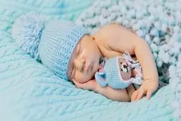  چرا برخی از نوزادان با مو متولد شود وبرخی بی مو؟