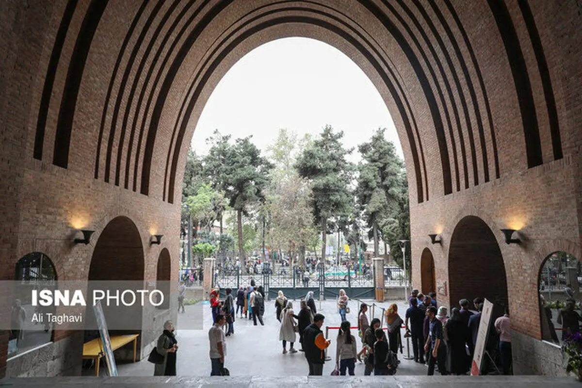  رییس ایکوم ایران  | بخش دیداری و حضوری موزه‌ها تعطیل شوند