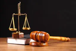 سیف به ۱۰، عراقچی به ۸ و آقاخانی به ۱۳ سال حبس محکوم شدند
