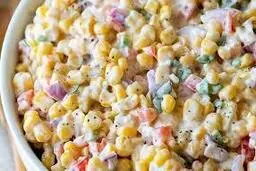 طرز تهیه سالاد ذرت و ژامبون به ساده‌ترین روش | سفر به بهشت در هر لقمه! +ویدئو