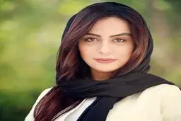 گریه‌های شدید مونا فرجاد در برنامه زنده | مونا فرجاد با دیدن چه کسی در برنامه زنده اشک ریخت؟+ویدئو 