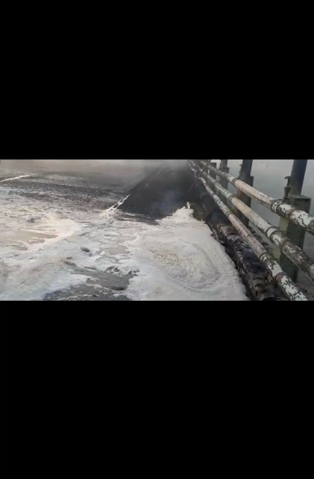 حادثه واژگونی تانکر حامل سوخت در جاده دماوند ومرگ راننده +فیلم