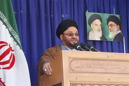 امام جمعه موقت اصفهان: برخی در قبرستان «باغ رضوان» اصفهان نی می‌زنند؛ از آلات موسیقی هم برای تشییع استفاده می‌کنند