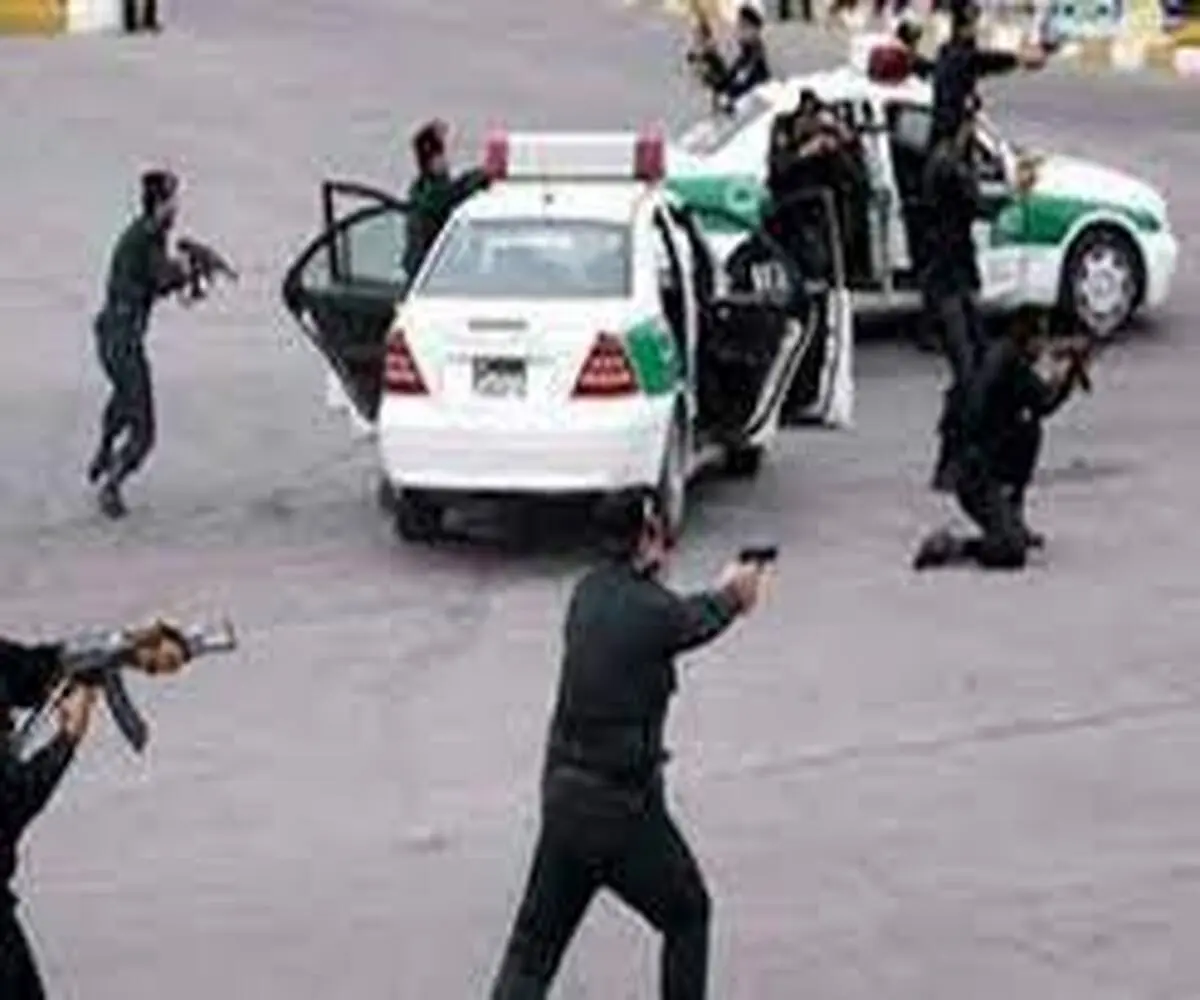 واکنش فرمانده انتظامی تهران بزرگ به هواداری پلیس از سلبریتی‌ها