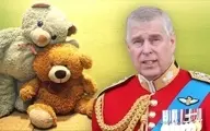 ماجرای کلکسیون خرسهای عروسکی پسر میانسال ملکه انگلیس!