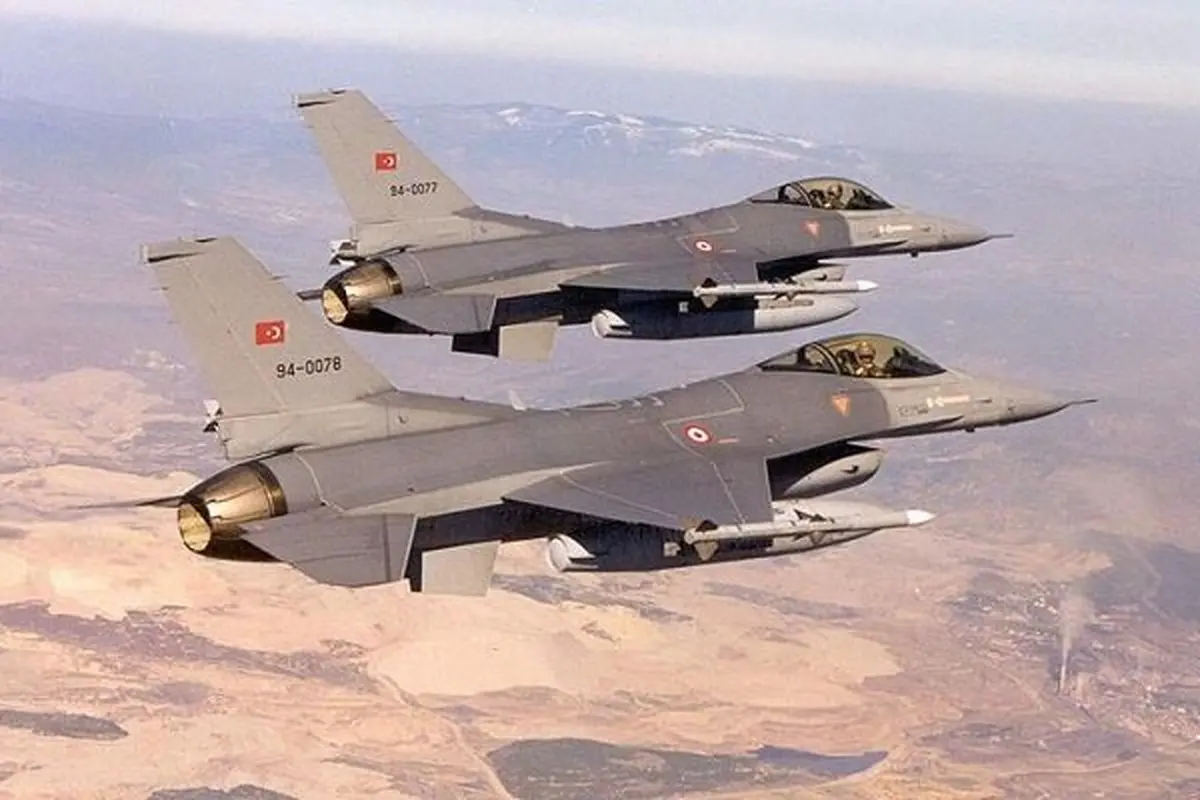 
ترکیه |  شمال عراق از سوی جنگنده های ترکیه بمباران شد
