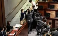 دیدنی‌های امروز؛ از بازگشایی واتیکان تا درگیری در پارلمان هنگ‌کنگ+ عکس