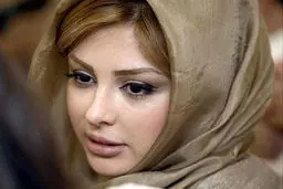 نیوشا ضیغمی با تیپی پر زرق و برق+عکس 