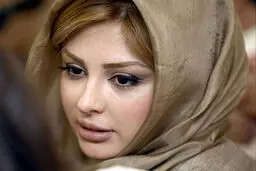 نیوشا ضیغمی با تیپی پر زرق و برق+عکس 