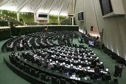 
 ابتلا به ویروس کرونا |  دو نماینده مجلس دربیمارستان بستری شدند
