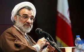 دبیر شورای انقلاب فرهنگی: اجرای انفرادی زنان در حضور مردان ممنوع است | تأکید خسروپناه بر محدودیت اجرای بانوان: مبانی شرعی اجازه نمی‌دهد