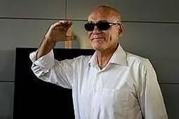 بازیگر پیشکسوت سینمای ایران پس از زدن واکسن به کرونا مبتلا شد