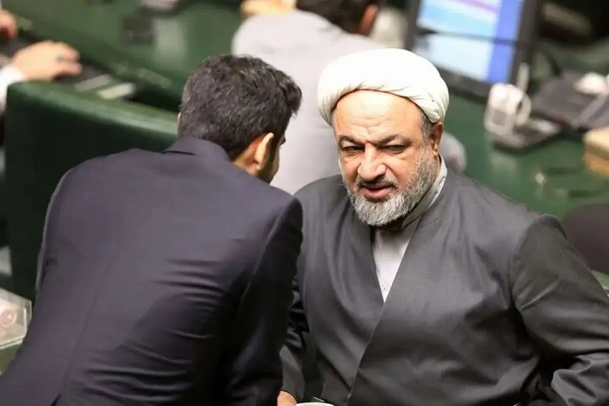 انتقاد تند روزنامه «جوان» از حمید رسایی | تو نماینده کدام مردمی که همچنان ساز ناکوک می‌زنی؟