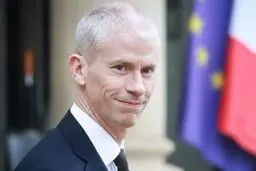 وزیر فرهنگ فرانسه کرونایی شد